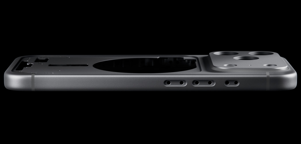 iPhone 17 Pro, aizmugures skats, kalts alumīnija viengabala korpuss